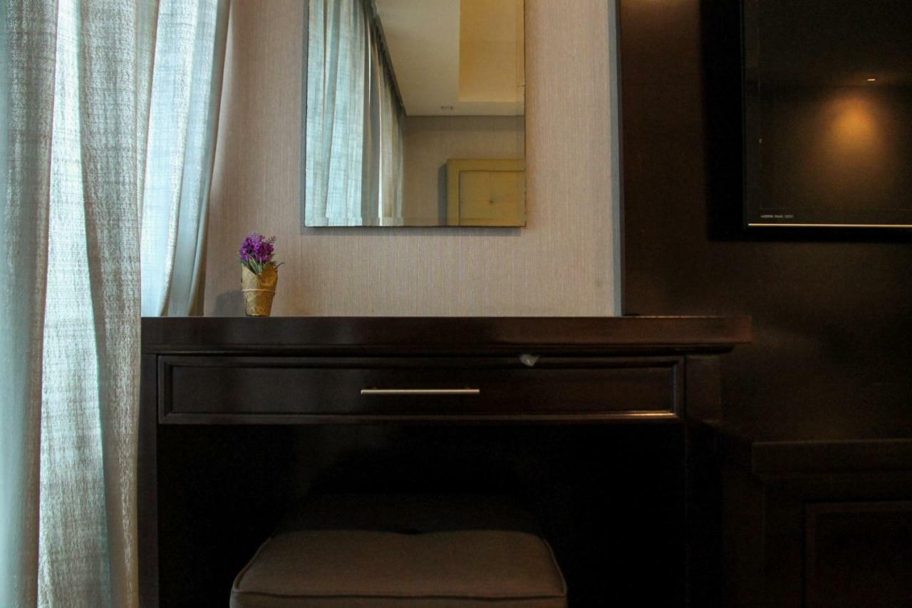 Elegant 1Br Kemang Village Apartment By Travelio 雅加达 外观 照片
